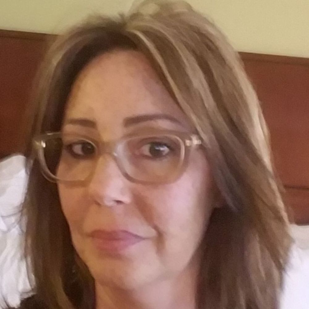 Meet your Posher, Andrea